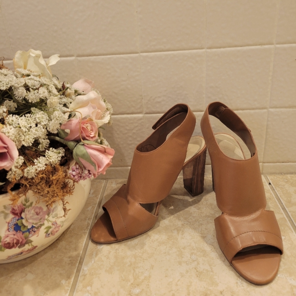Marc Fisher Leather Open Toe Heels - Picture 1 of 6